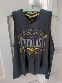 Sleeveless mens t-shirt