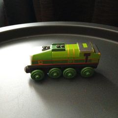 Gator Thomas & Friends Wooden Railway Train BRIO