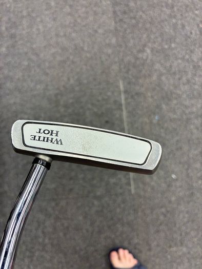 Odyssey white 5 putter Incredible condition 35 inch