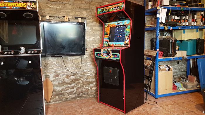 Arcade Cabinet Machine
