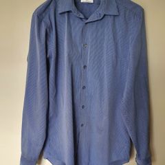 calvin klein slim fit size large 15.5 blue pin