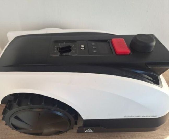 ECOVAC Goat 500 Robotic Lawnmower