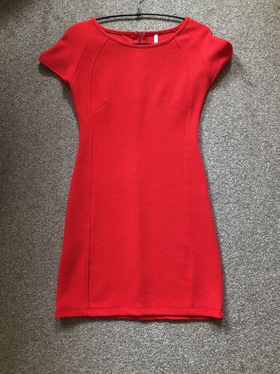 red dress