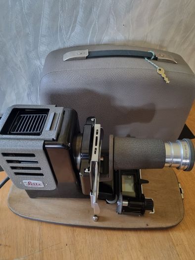 Vintage German Leitz projector - Leica