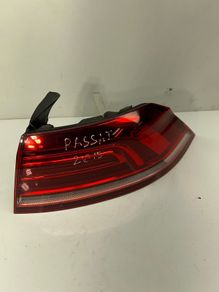 VW Passat B8 Saloon Drivers Side Tail Light 2015 3G5945312 A2l16b3s