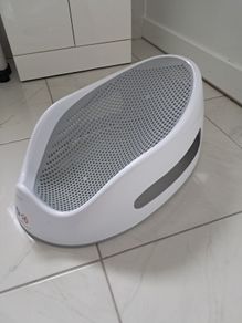 Baby bath seat