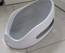 Baby bath seat