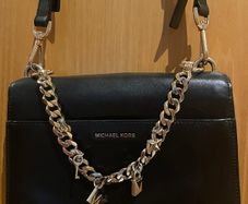 Michael Kors Mott Large Charm Swag Shoulder Bag