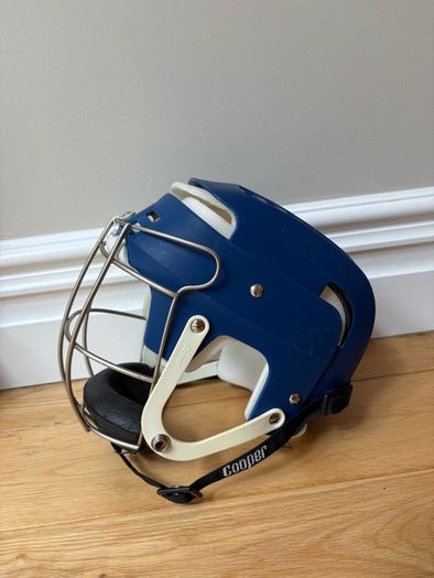 Old Gen Cooper Sk100 Hurling Helmet