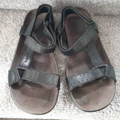 sandals size uk 9
