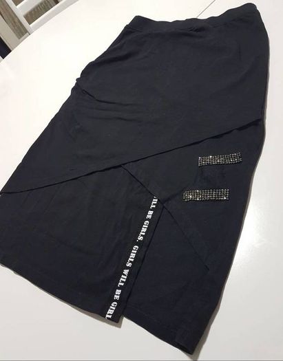 Asymmetric Design Black Skirt Elastic Cotton S / XS Brand New