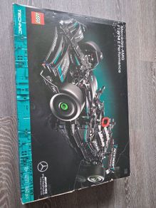 lego Mercedes AMG F1 W14