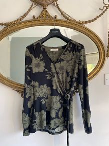 Oasis Floral Blouse Top Knot Detail Black Green Flower Pattern Top Size S Small