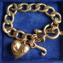Juicy Couture Logo Heart J Charms Gold Tone Chain Link Toggle Clasp Bracelet 8" Image 2