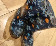 Kids wellies