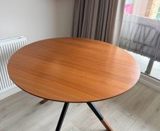BoConcept Walnut Drop Leaf Dining Table - 1.1m Diameter
