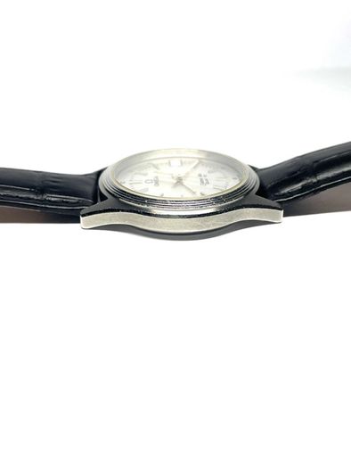Omega Seamaster Quartz Stainless Steel Silver Dial Mens Luxury Watch