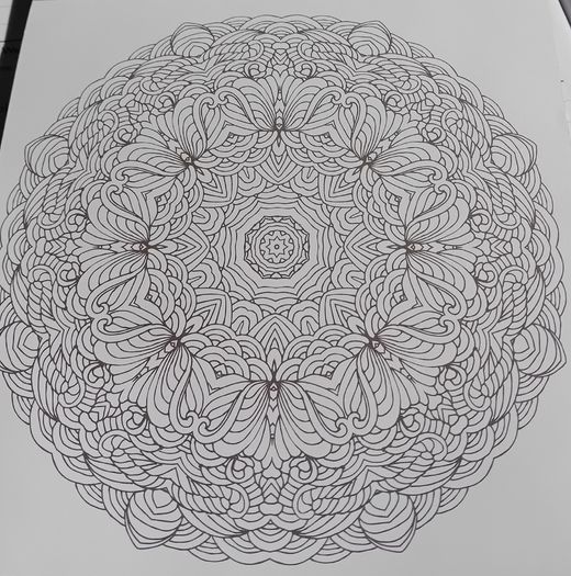 Arteza adult colouring book