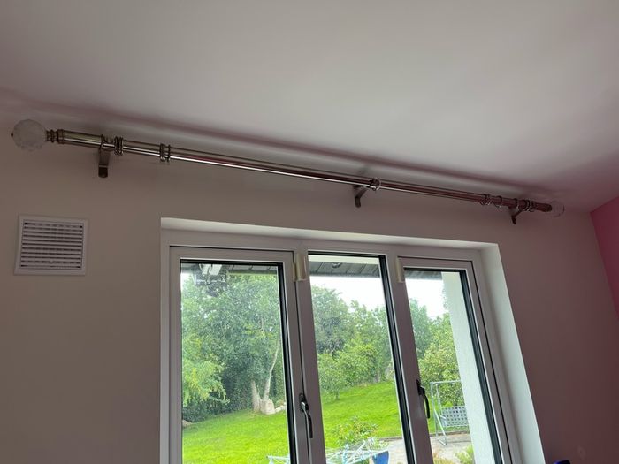 curtains & pole