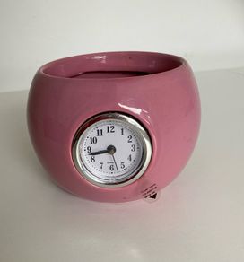 Flower pot clock