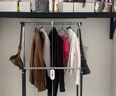 Clothing rack