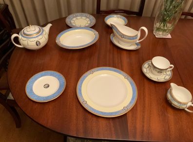 Wedgwood Madeleine Dinner Set
