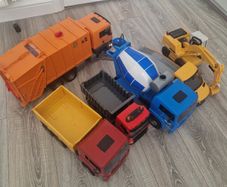 Bruder Trucks