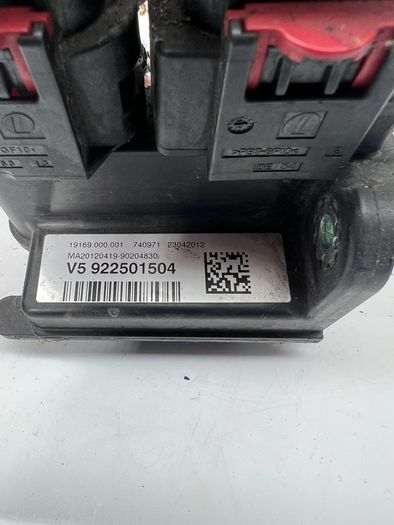 Bmw 3 Series F30 External Ignition Distributor 2012 922501504 748262 A1l3b213s