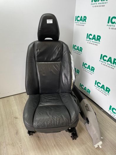 2011 Volvo XC90 Seats