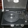 Akai A60011N Bluetooth Vinyl Turntable with Built-In Rechargeable Battery, 2 x 5 W Stereo Speakers, 3.5 mm AUX Jack, RCA Output, 3 Hours Playtime, Briefcase Style with Faux Leather Case, Black Image 2