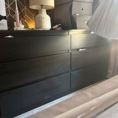 chest of drawes