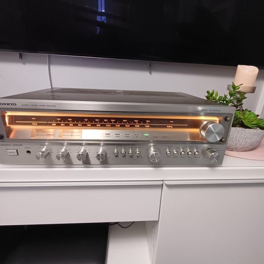 Onkyo TX 4500 MKII Giant Stereo Receiver 85w pc can run 3 Sets of Speakers has dual phono stage inputs Quartz-Locked beast absolutely mint like New fully professionally serviced