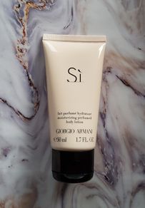 Giorgio Armani Si Moisturizing Perfumed Body Lotion - 50ml - New