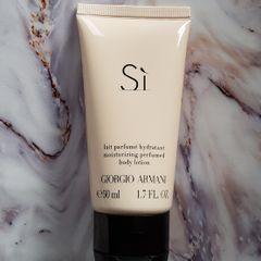 Giorgio Armani Si Moisturizing Perfumed Body Lotion - 50ml - New