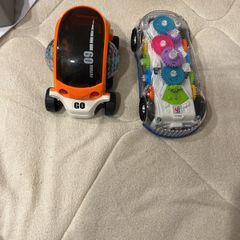 Kids 2 battery cars and 1 remote car