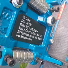 Tile cutter