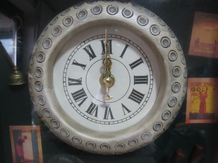 NEW >> Golf-theme Clock