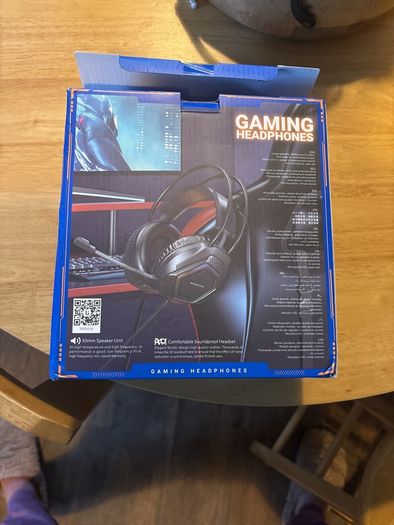 gaming headphones