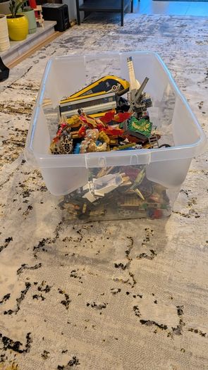 Mixed Lego parts
