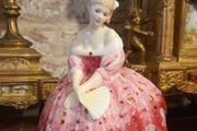 Royal Doulton figurine "Victoria"