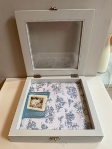 Beautiful memory frame box