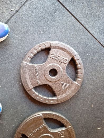 Olympic Cast Iron Tri-Grip Disc | 25kg