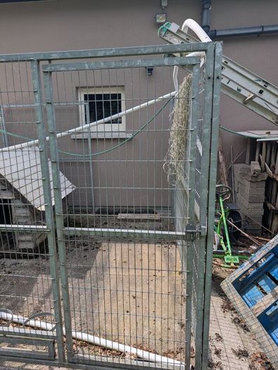 Dog Run and house.   Galvanized