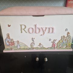 toy box