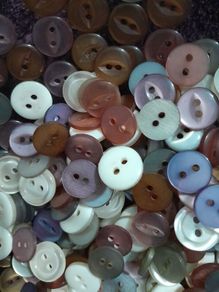 Approx 300 Buttons - 12mm - per container