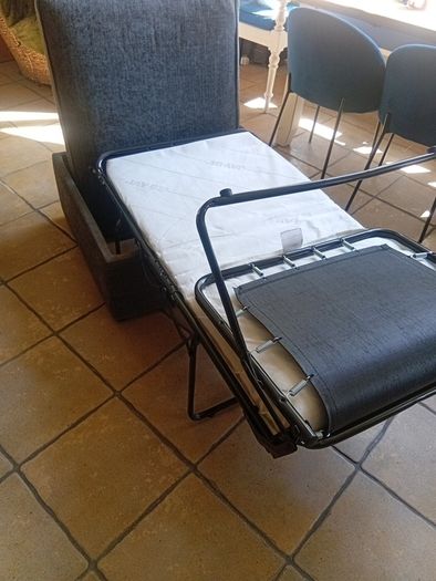 Guest Jaybe brand fold out single sofa  bed in ottoman pouffe