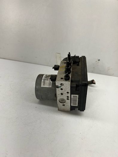 Hyundai Tucson Mk3 1.7 Diesel Abs Pump Control Module Unit 58920-d7911 2017 A2l5b2s