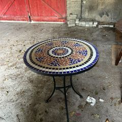 Mosaic bistro table - round garden table