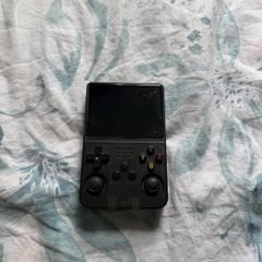 R36S Handheld Game Console