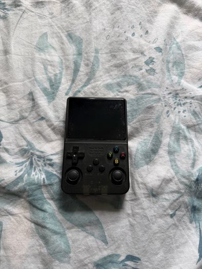 R36S Handheld Game Console
